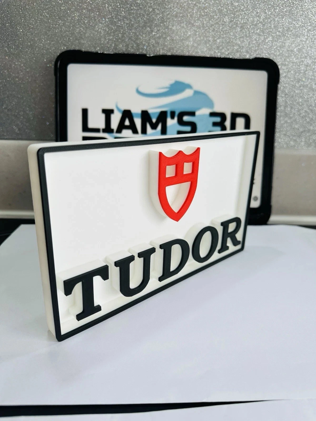 Decorative Tudor logo Sign Display Watch 20cm