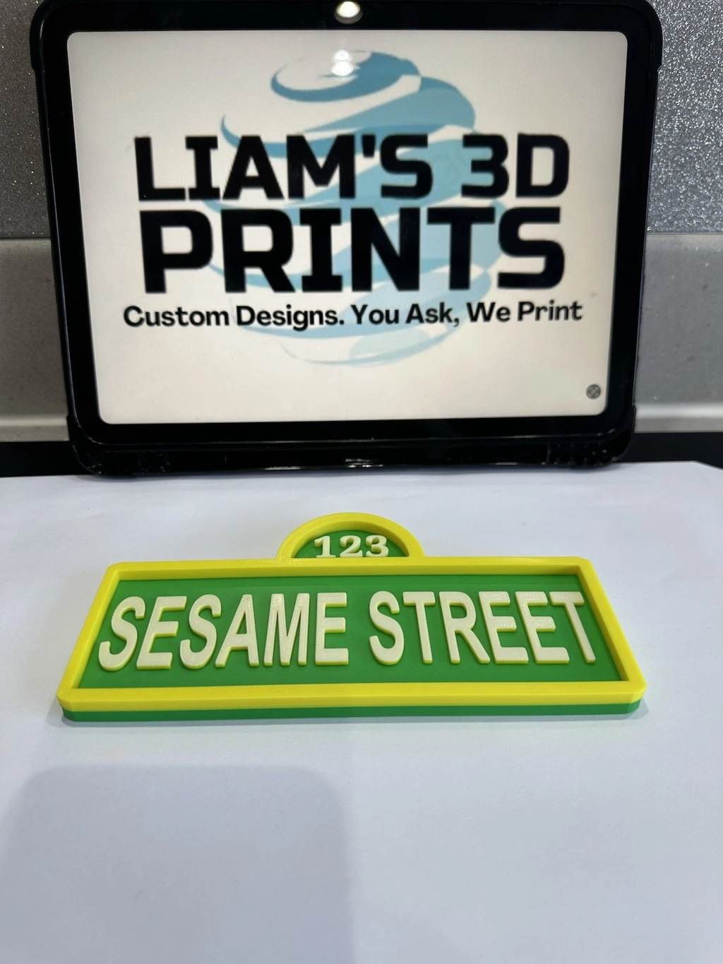 Decorative Muppets Sesame Street Film TV logo Sign Display Pops