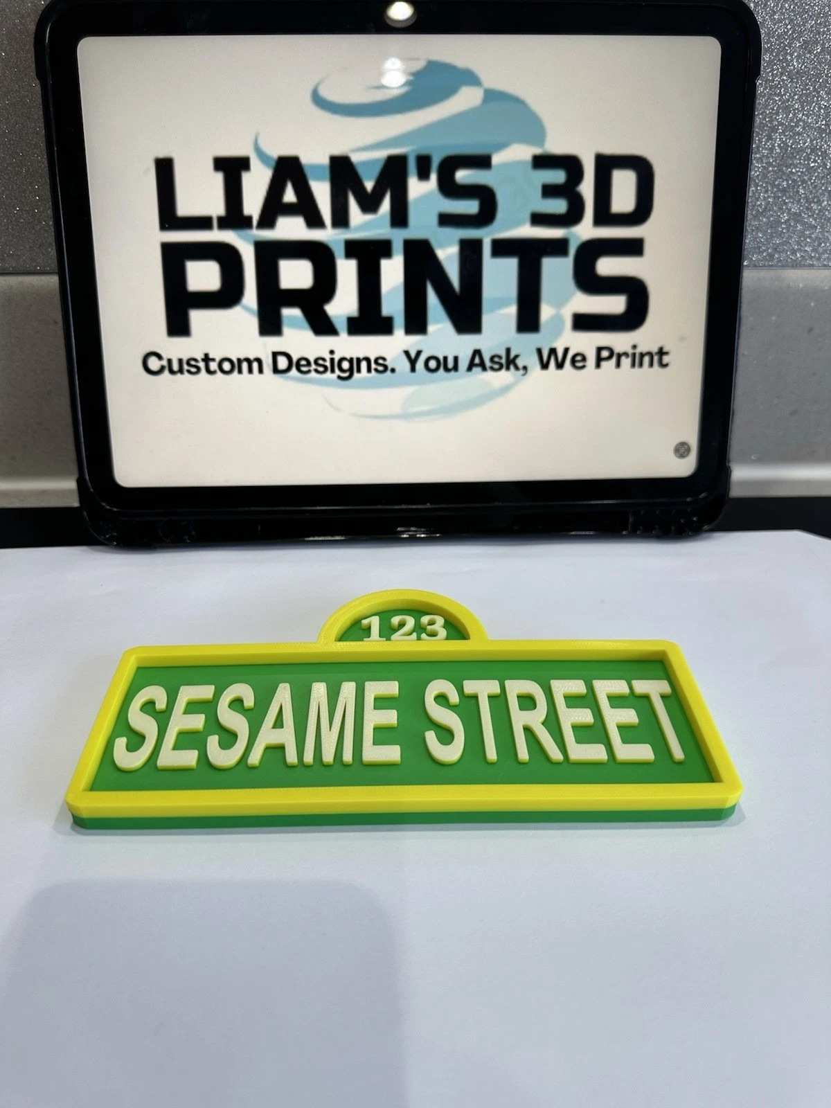 Decorative Muppets Sesame Street Film TV logo Sign Display Pops