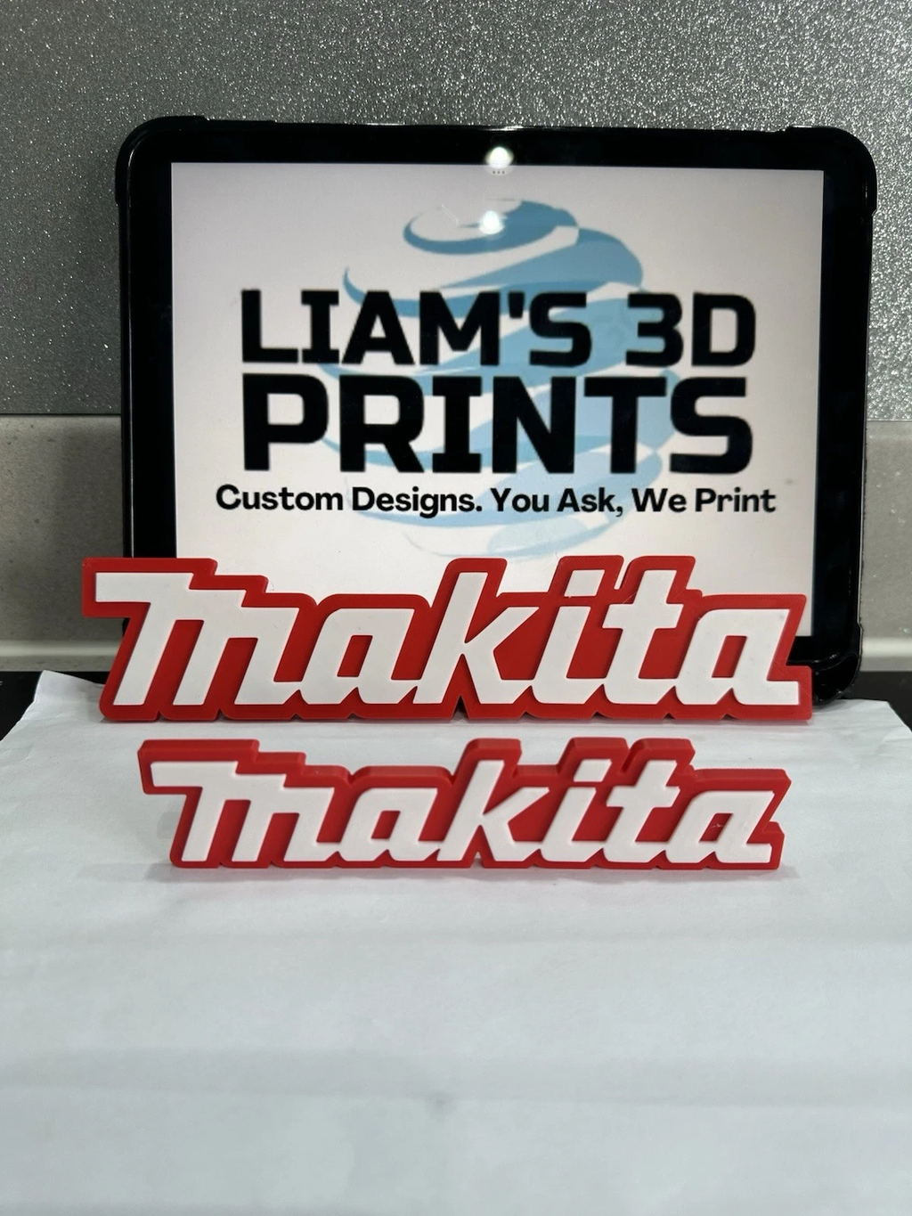 Decorative Makita Tool logo Sign Display two sizes small 16cm Large 25cm