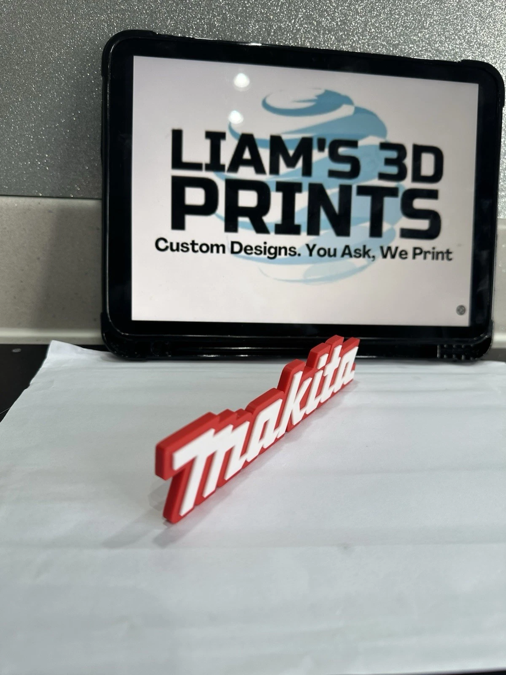 Decorative Makita Tool logo Sign Display two sizes small 16cm Large 25cm