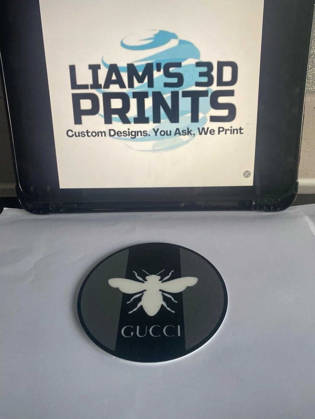 Decorative GG Gucci bee Logo Coaster Room Sign Display 10cm Designer Mancave