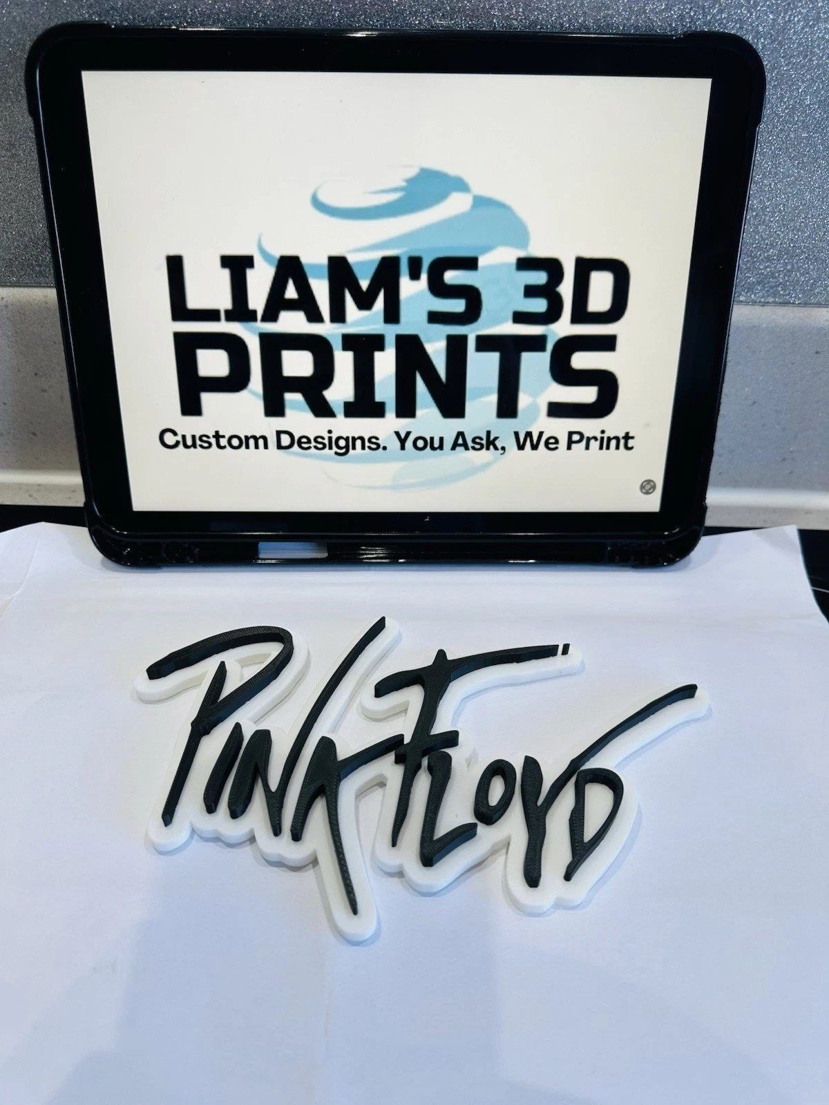Decorative Pink Floyd sign logo display POP 3D music