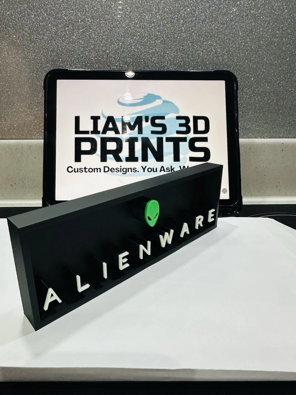 Decorative Alienware Gaming PC logo Sign Display Cinema s17.5cm Large 22cm