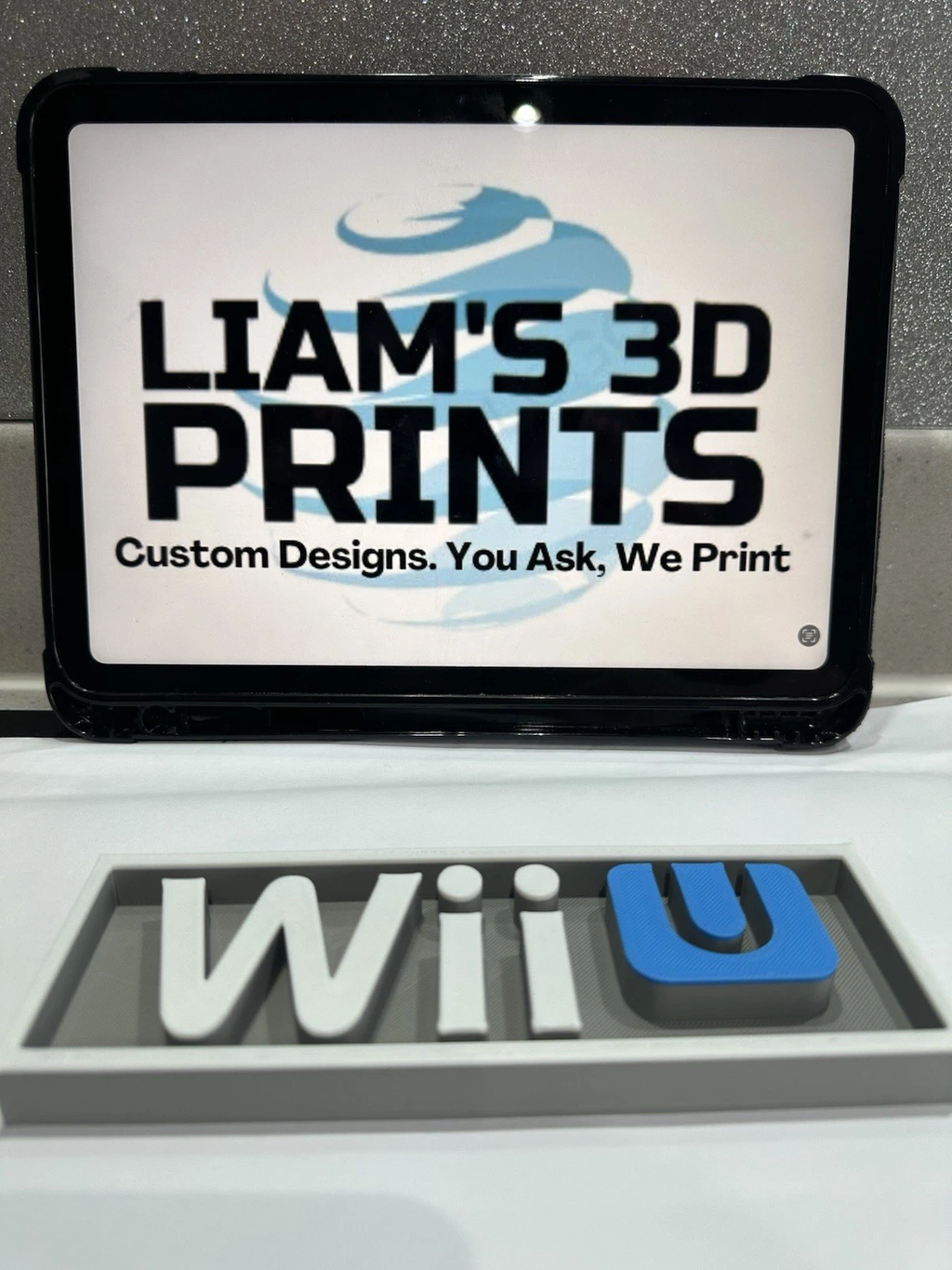 Decorative Wii U logo Sign Display Cinema small 17.5cm Large 22cm
