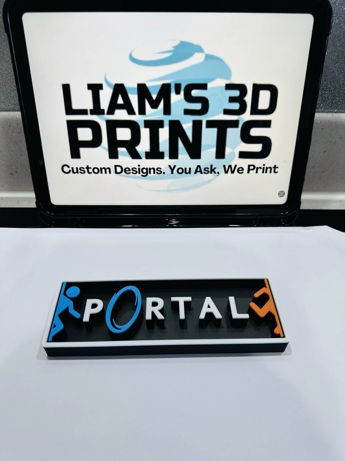 Decorative Portal PC Gaming logo Sign Display Cinema small 17.5cm Large 22cm