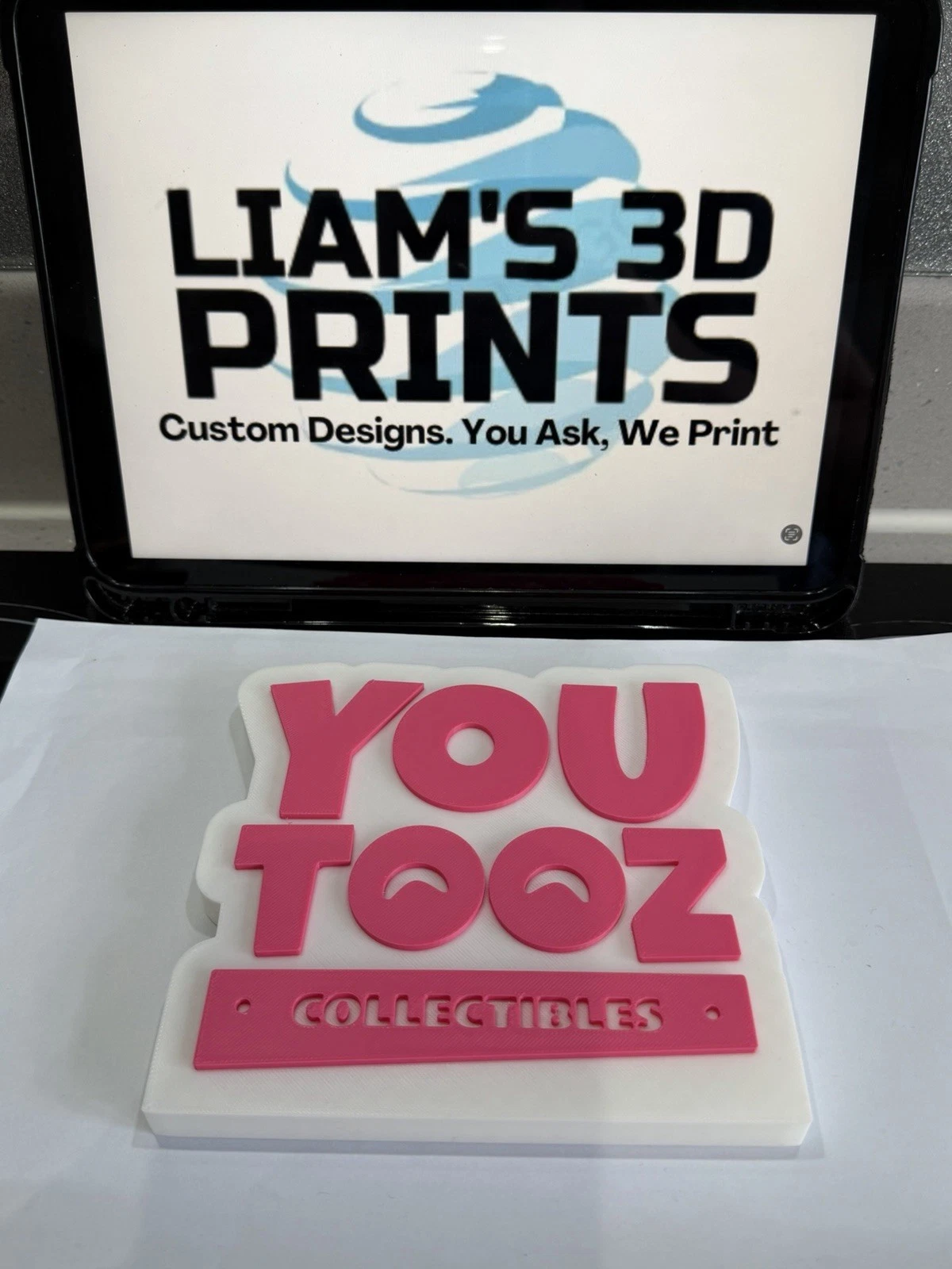 Decorative YouTooz sign logo display POP 3D