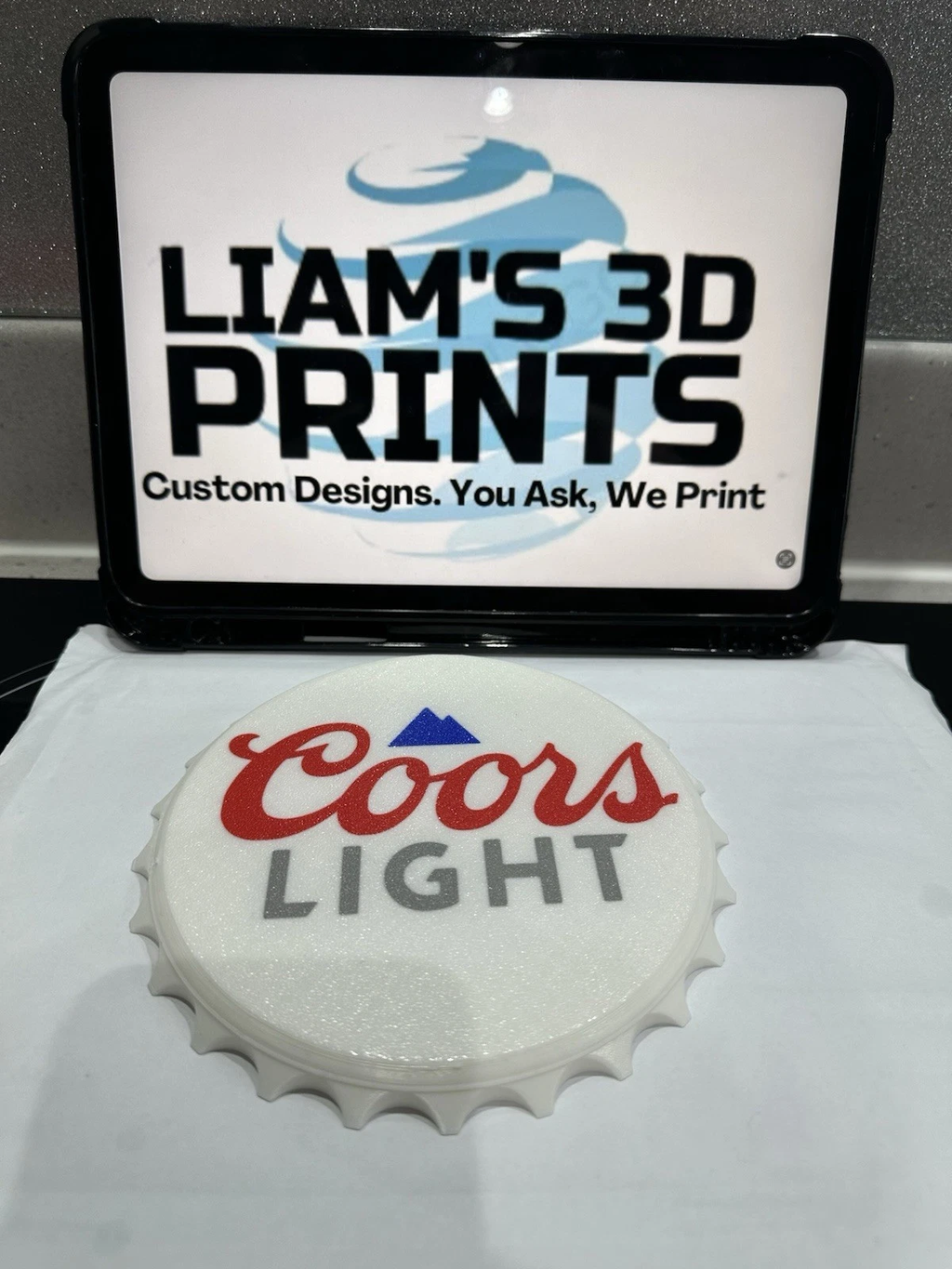 Decorative Coors Light Sign Display logo Beer 16cm Bottle Cap Mancave Bar