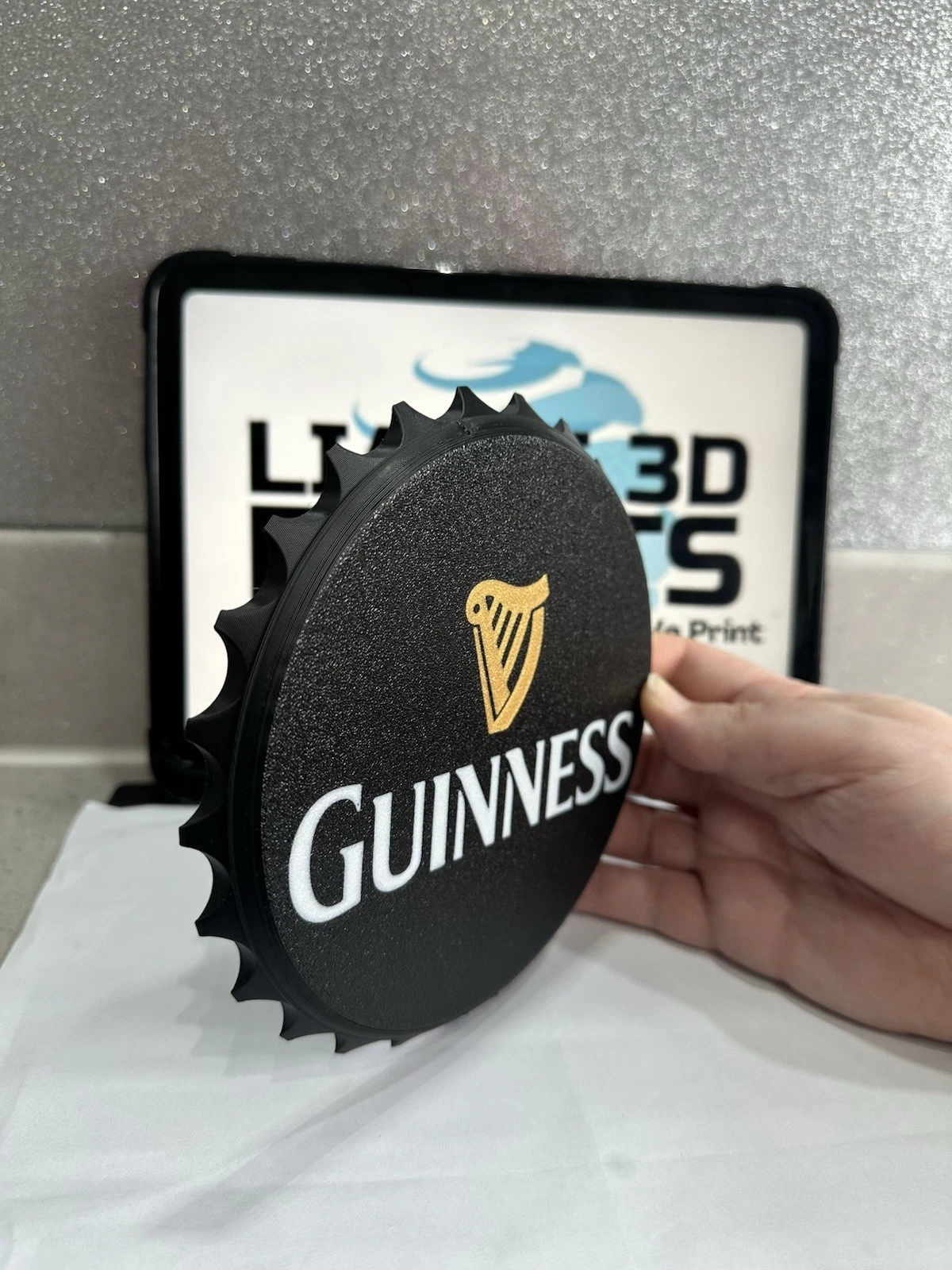 Decorative Guinness Sign Display logo Beer 16cm Bottle Cap Mancave Bar