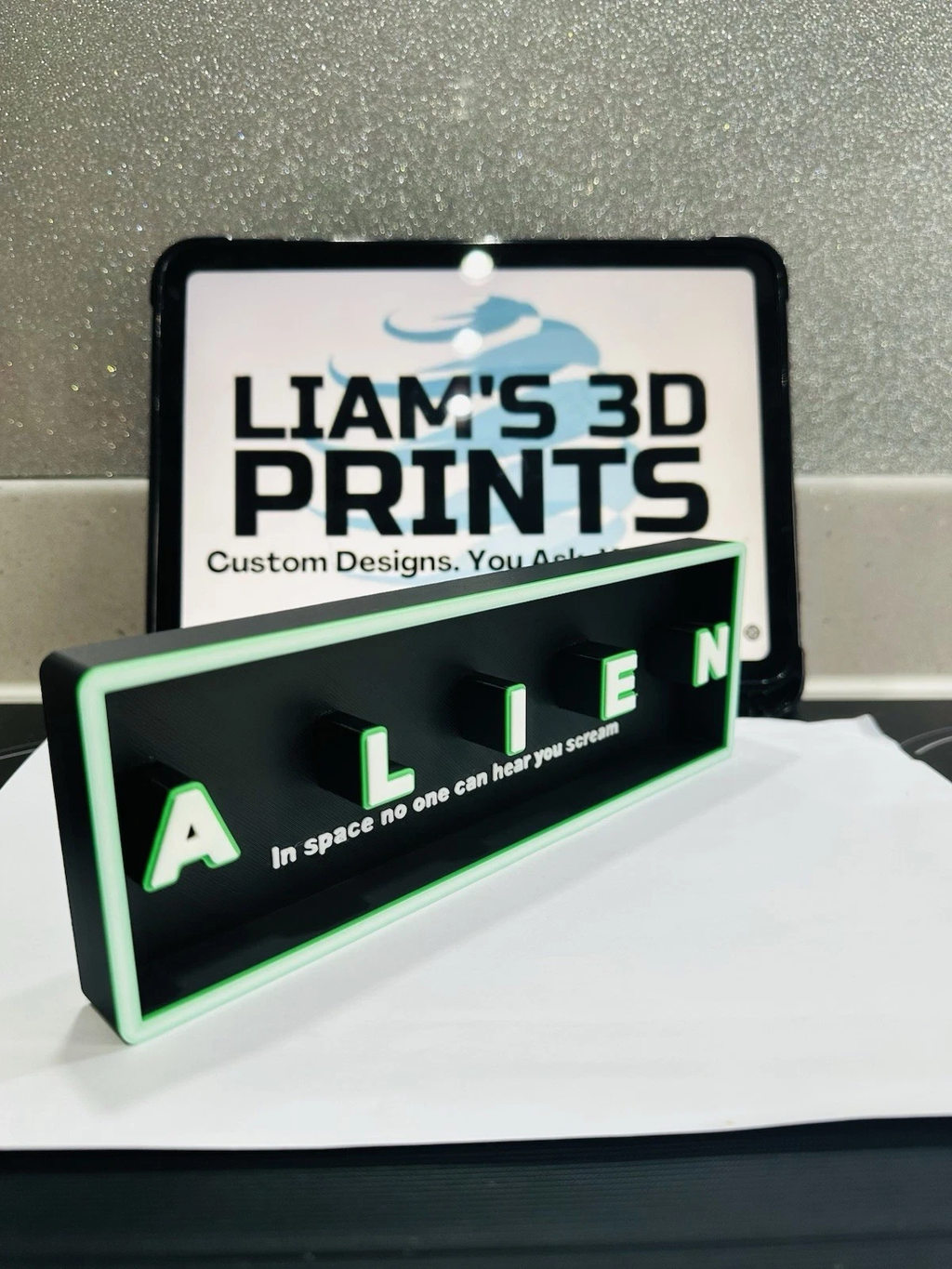 Decorative Alien Box Sign Shelf Wall Logo Display Film 3D Print 2 Sizes