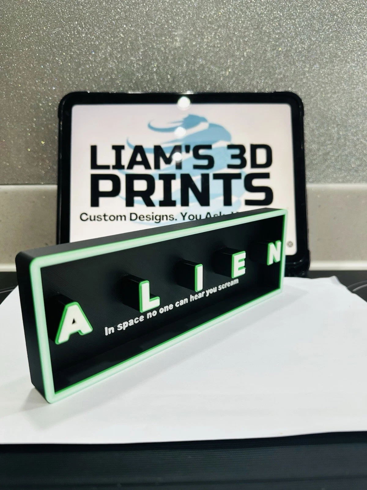 Decorative Alien Box Sign Shelf Wall Logo Display Film 3D Print 2 Sizes