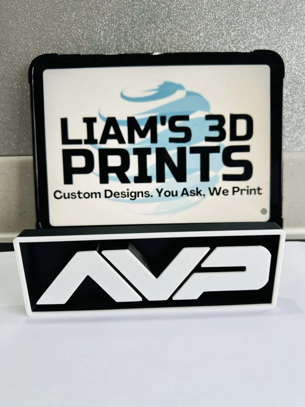Decorative Alien V Predator AVP Film Logo Sign Display Cinema s17.5cm L22cm