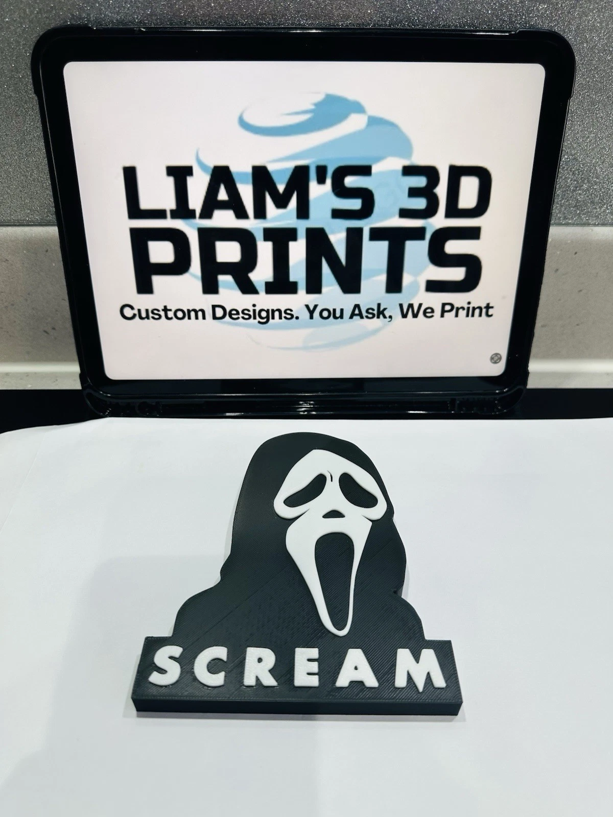 Decorative Scream Ghostface Film table stand logo display pops