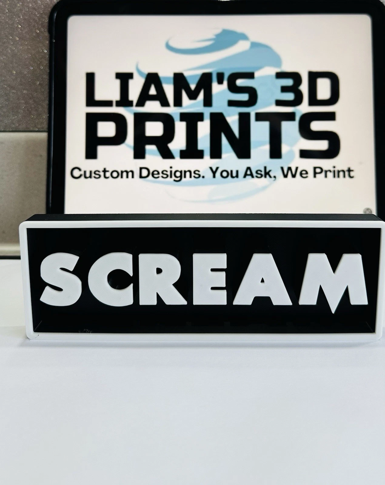 Decorative Scream Logo Sign Display Cinema small 17.5cm Large 22cm