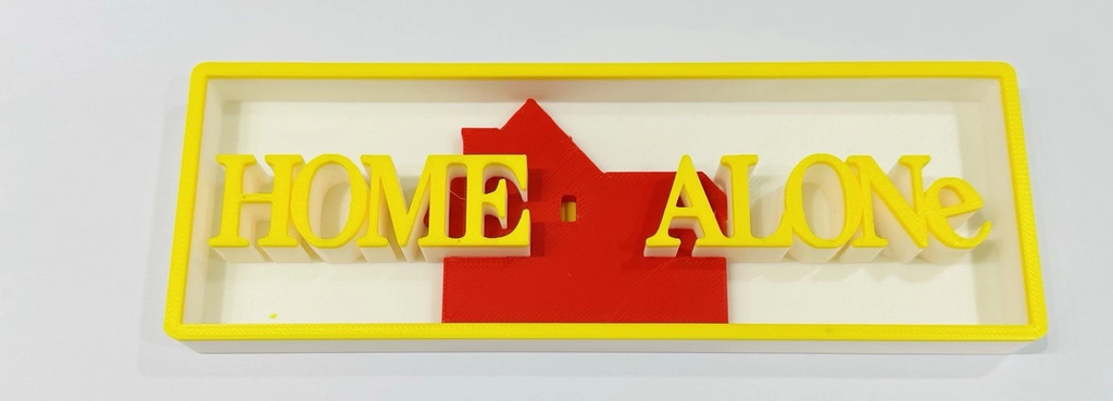 Decorative Home Alone Film Logo Sign Display Cinema s17.5cm L22cm