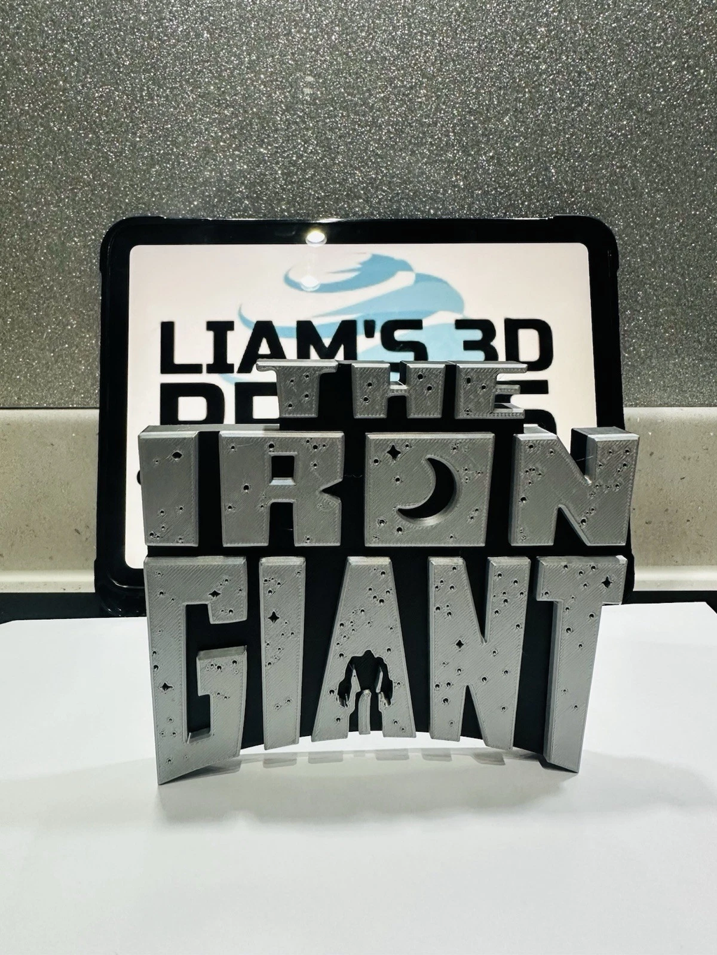 Decorative The Iron Giant Film Logo Word Sign Room Display Pops Self Standing