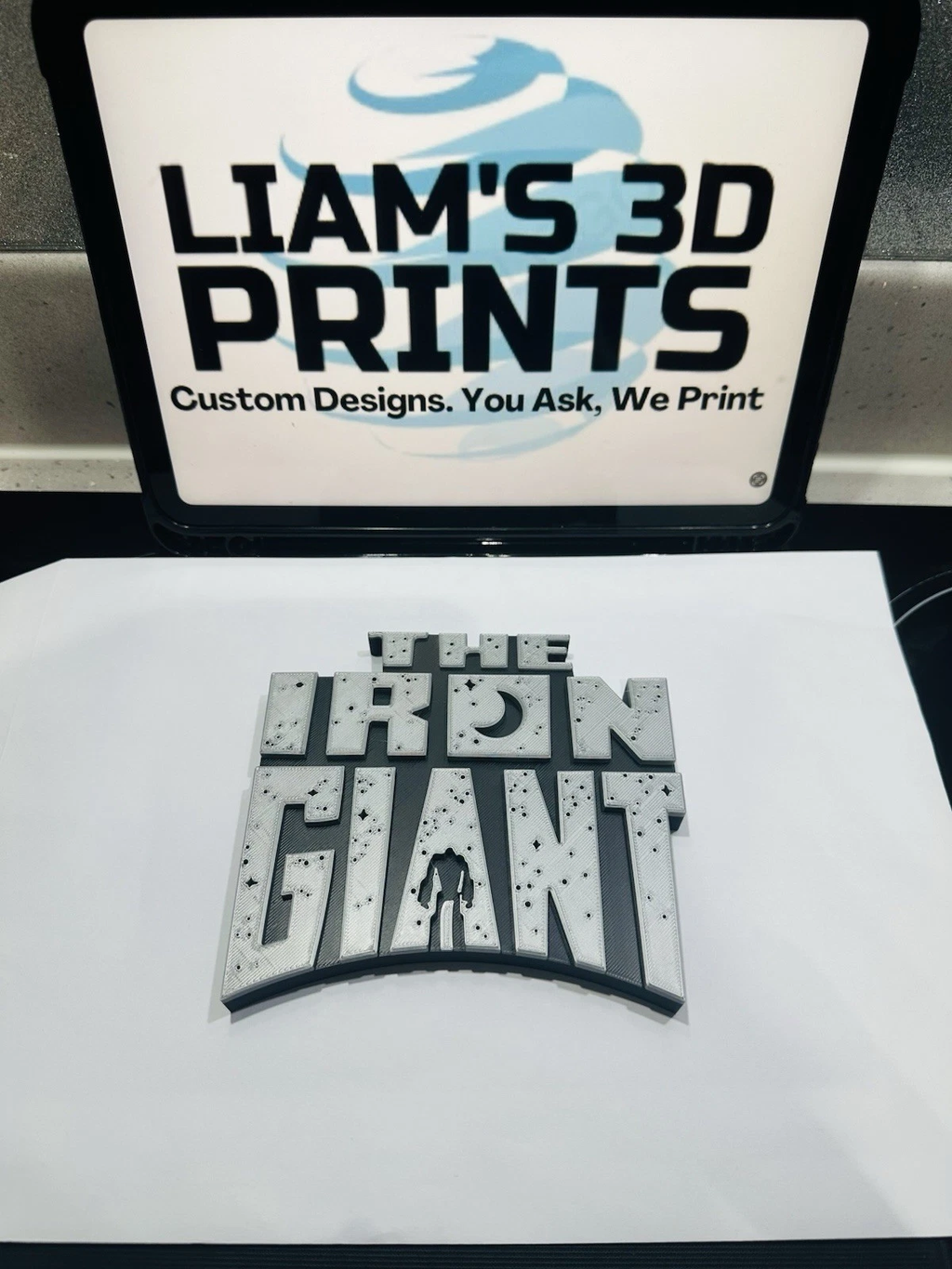 Decorative The Iron Giant Film Logo Word Sign Room Display Pops Self Standing