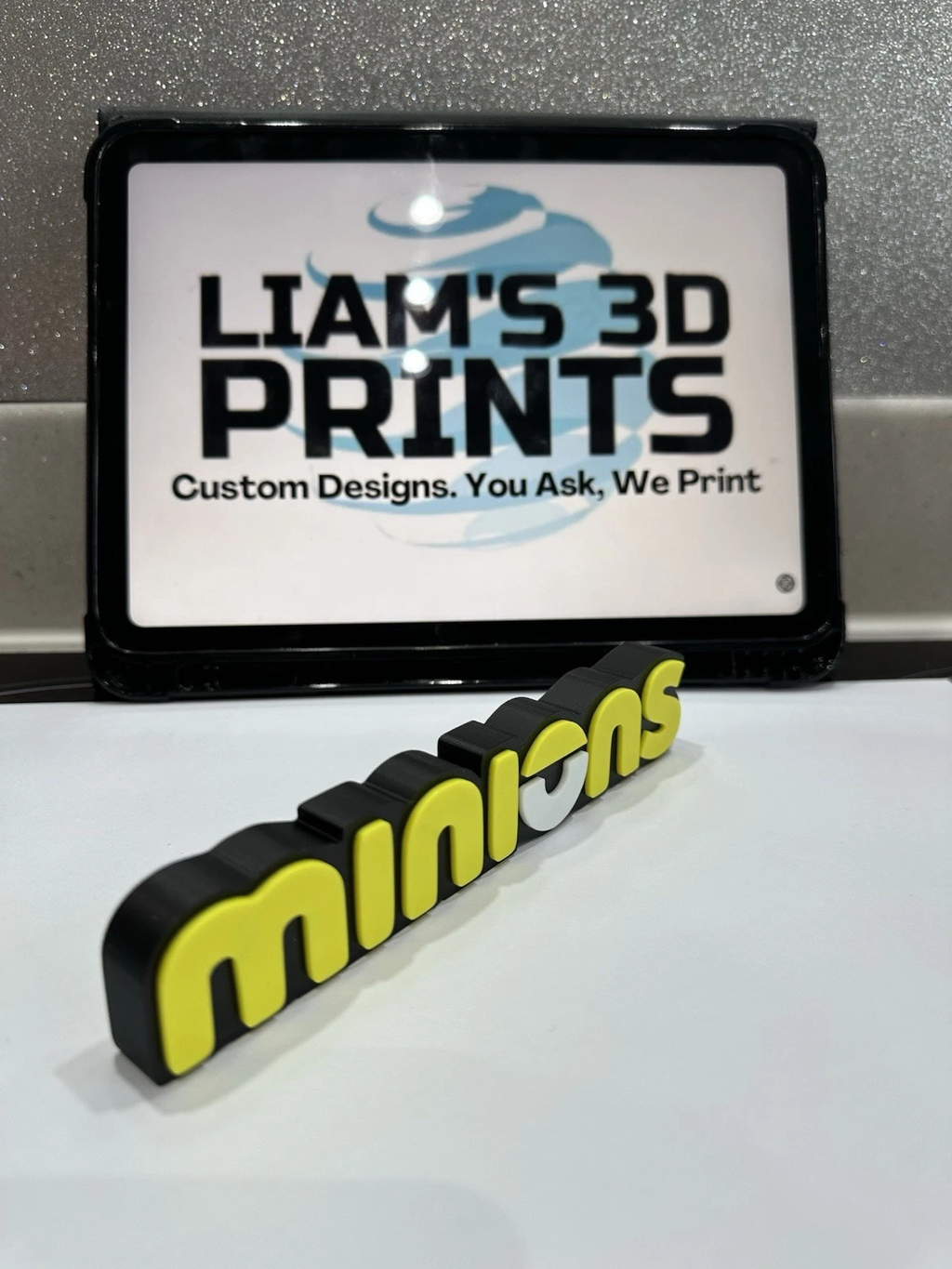 Decorative Despicable Me's Minions Film TV logo Sign Display Pops