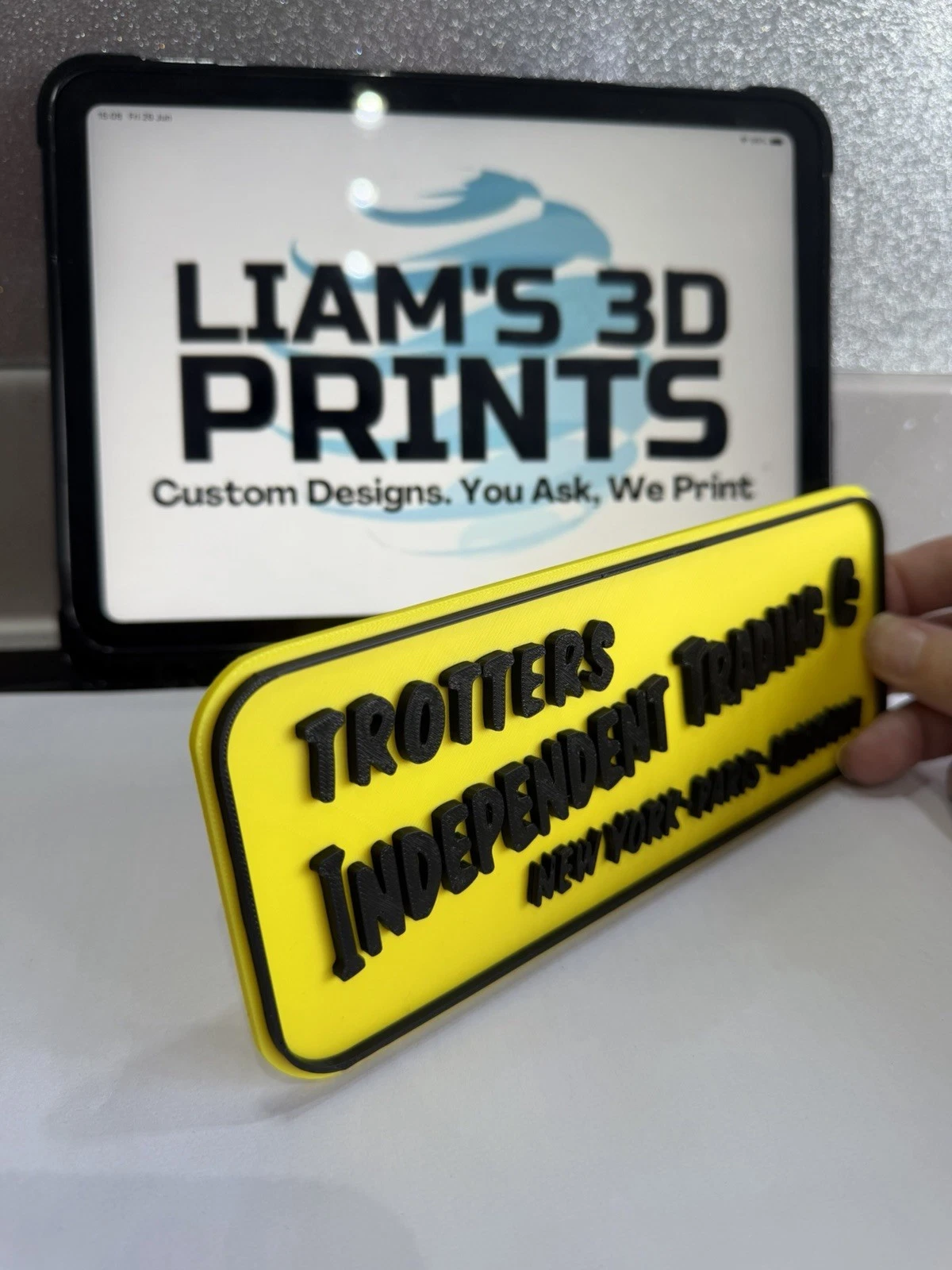 Decorative Only Fools And Horses Trotters Independent Traders Tv Room Sign Logo